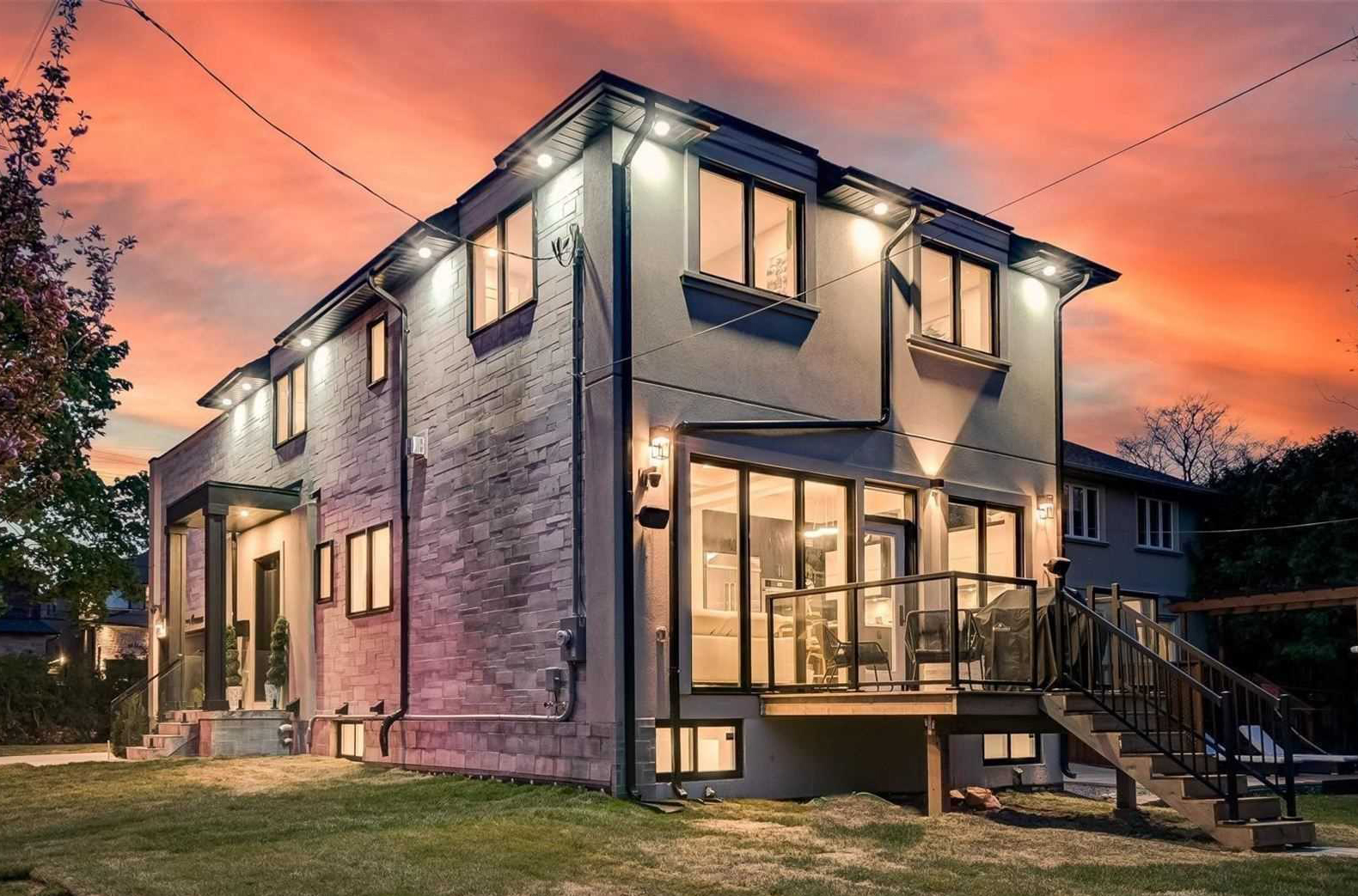 Mulvey Avenue, Etobicoke