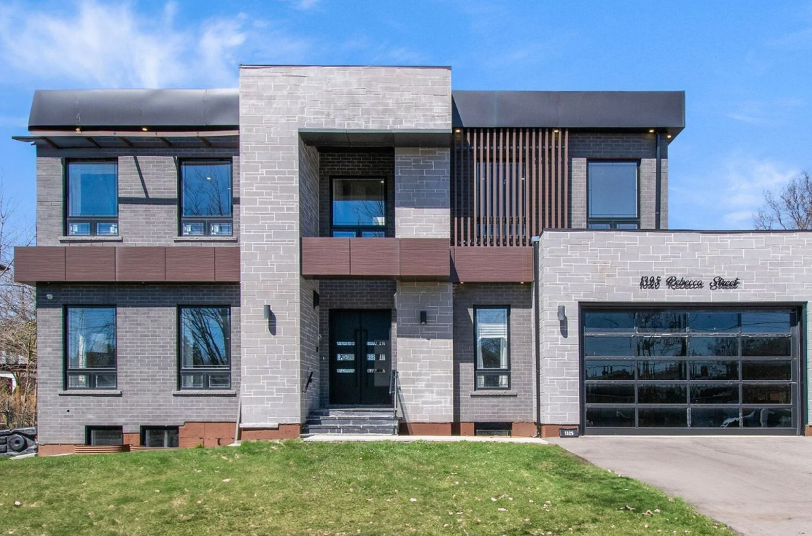 Rebecca Street, Oakville